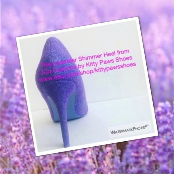 Women’s Custom Lavender Glitter Pointy Toed Heels - Picture 5 of 5